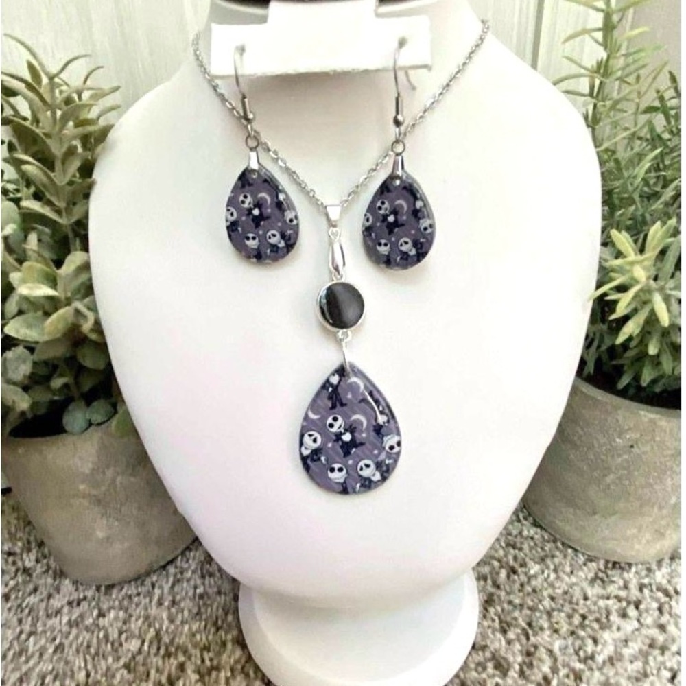 Handmade Resin Jewelry Set – Halloween Jack Skeleton Inspired 3 Piece Set - Picture 2 of 4